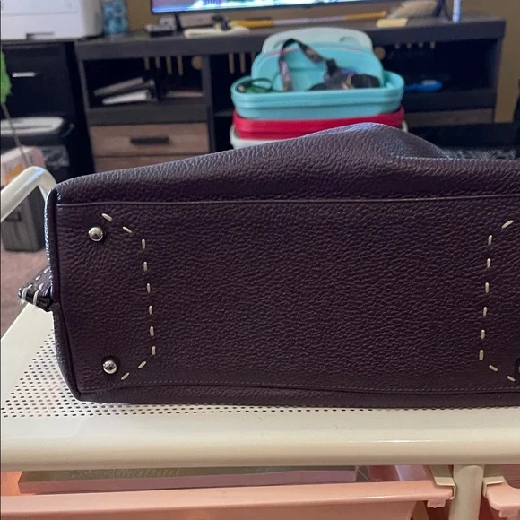 Elegant Eggplant Purple Leather Handbag - Picture 10 of 12